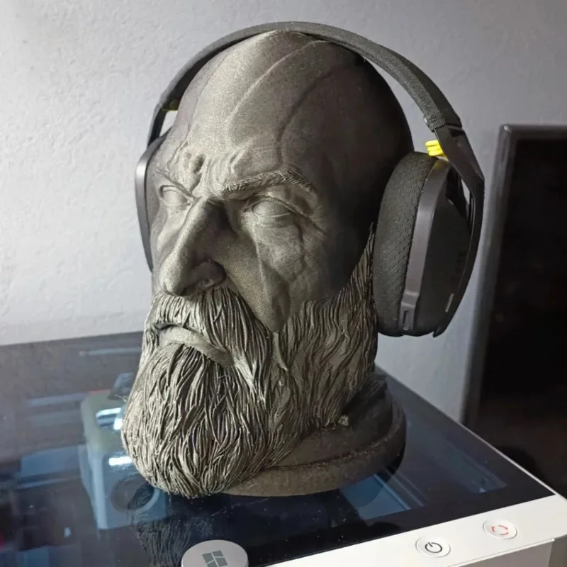 God Of War Kratos Statue Headp - Headphone Stand Desk recensione e prezzo